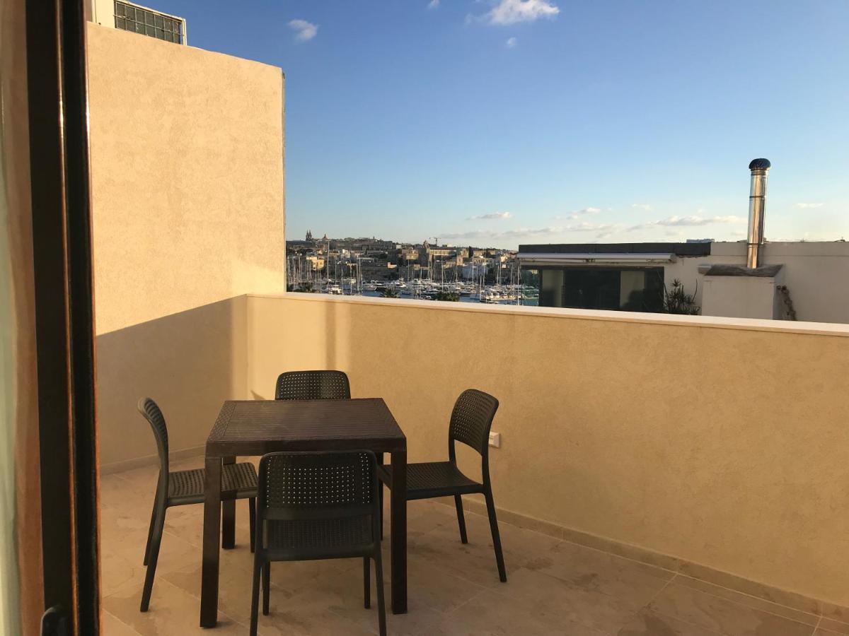 Point - Sir William Reid Apartment Gzira Exterior photo